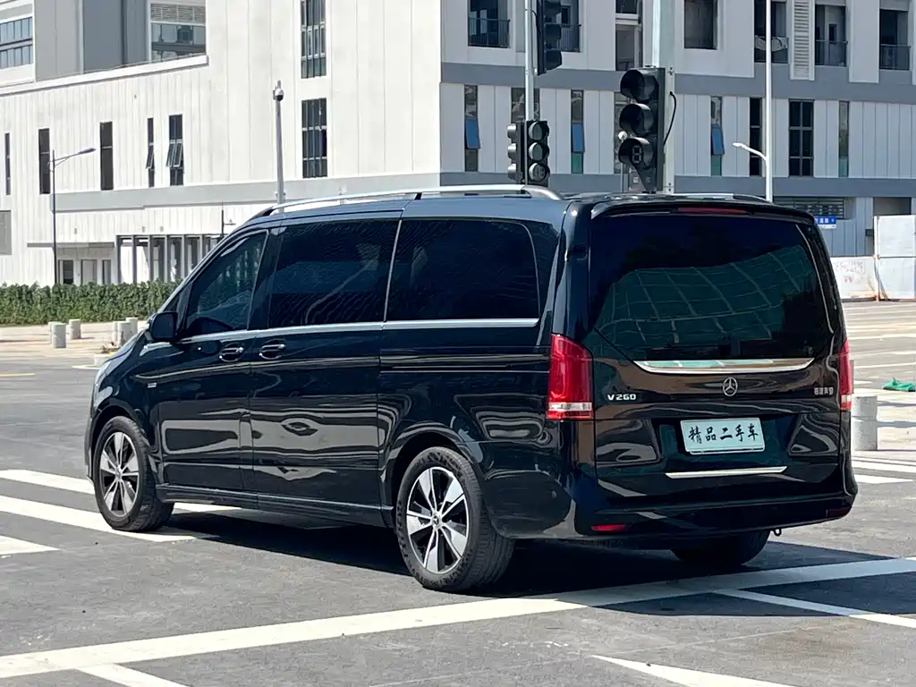 MERCEDES-BENZ V CLASS