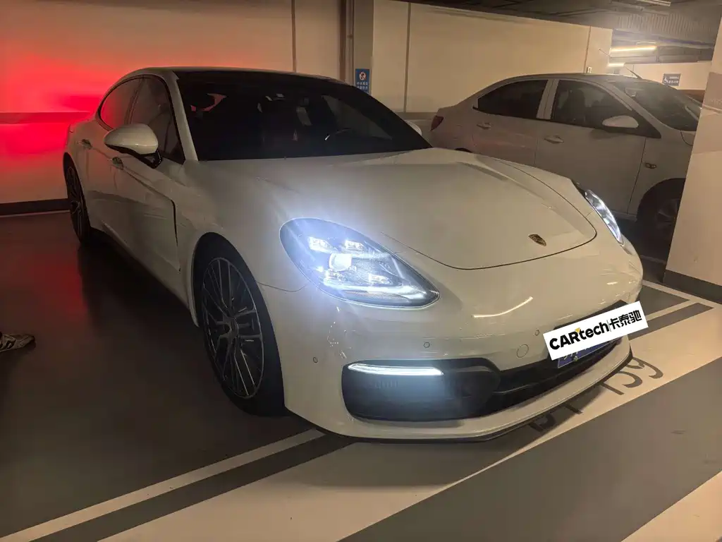 Porsche Panamera — миниатюра 2