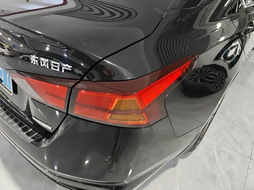 Nissan Teana — миниатюра 8