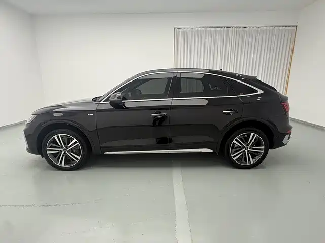 Audi Q5L Sportback — миниатюра 4