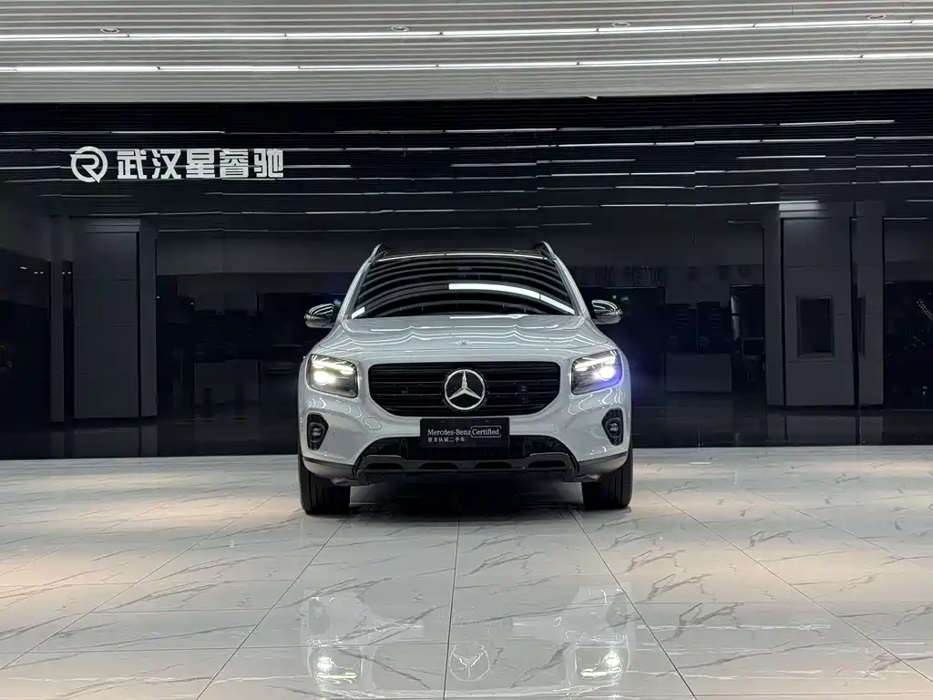 Mercedes-Benz GLB — миниатюра 4