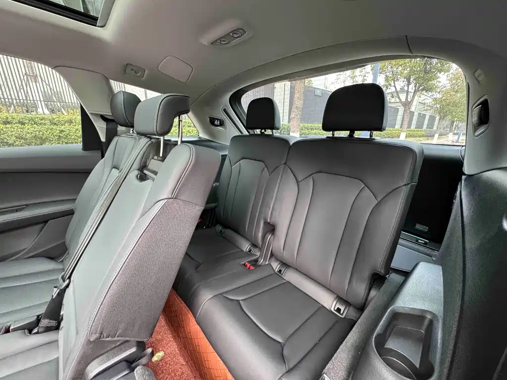 Audi Q7 2025 55 TFSI quattro S line