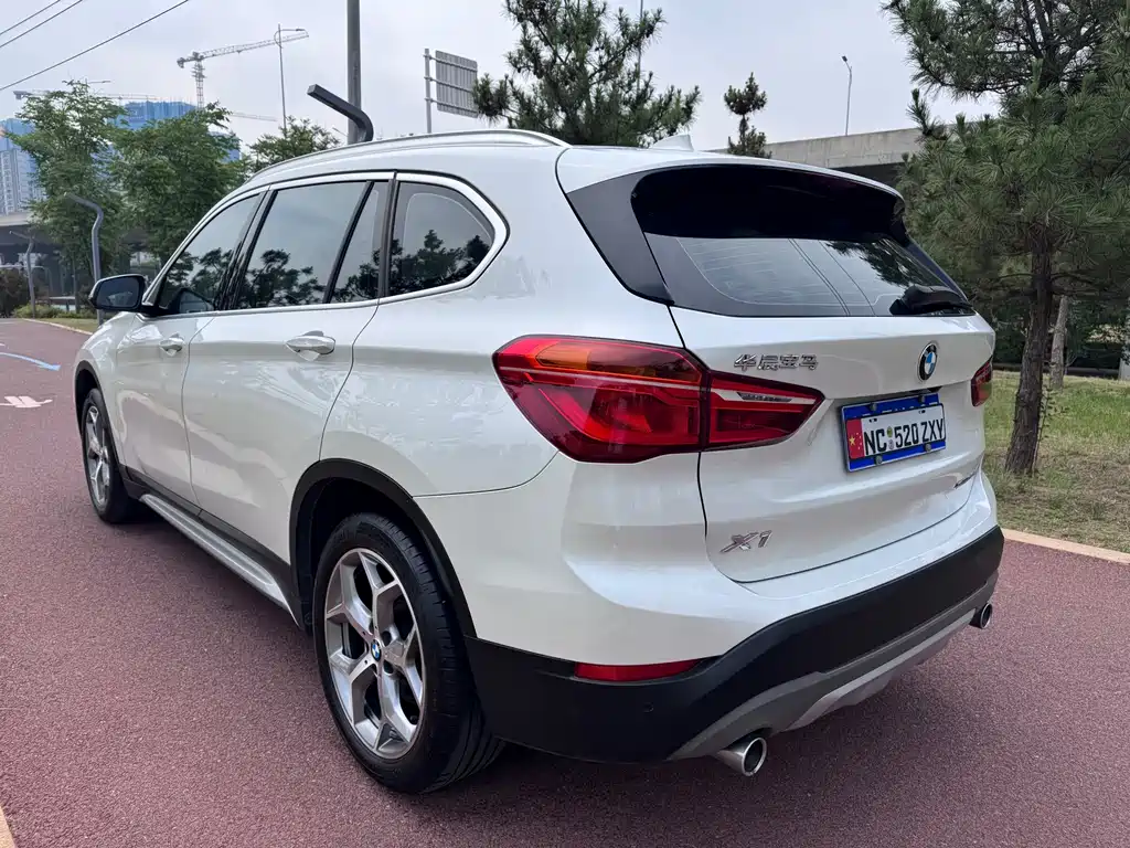 BMW X1 — миниатюра 6