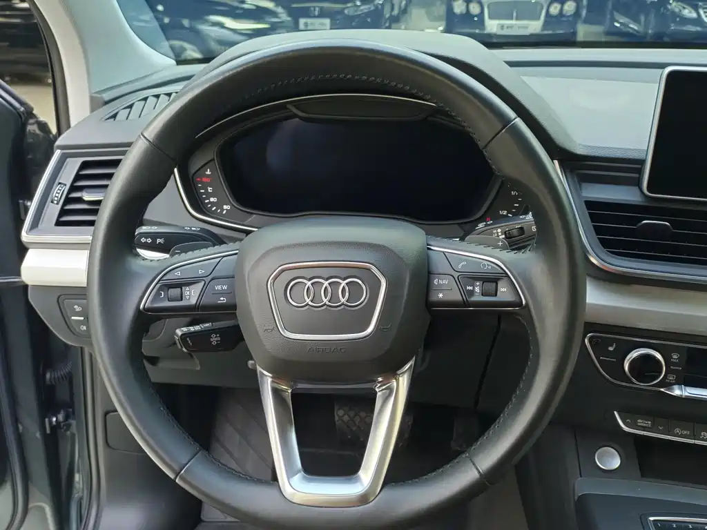 Audi Q5L 2020 40 TFSI Fashion