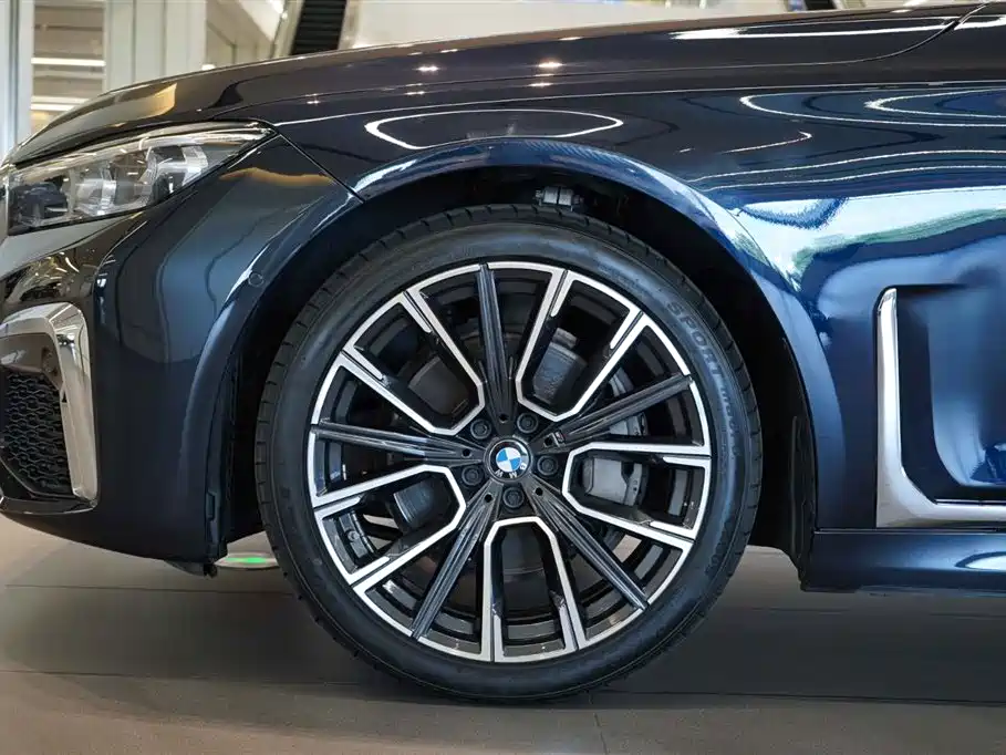 BMW 7 Series 7 2019 740Li Lead M Sport
