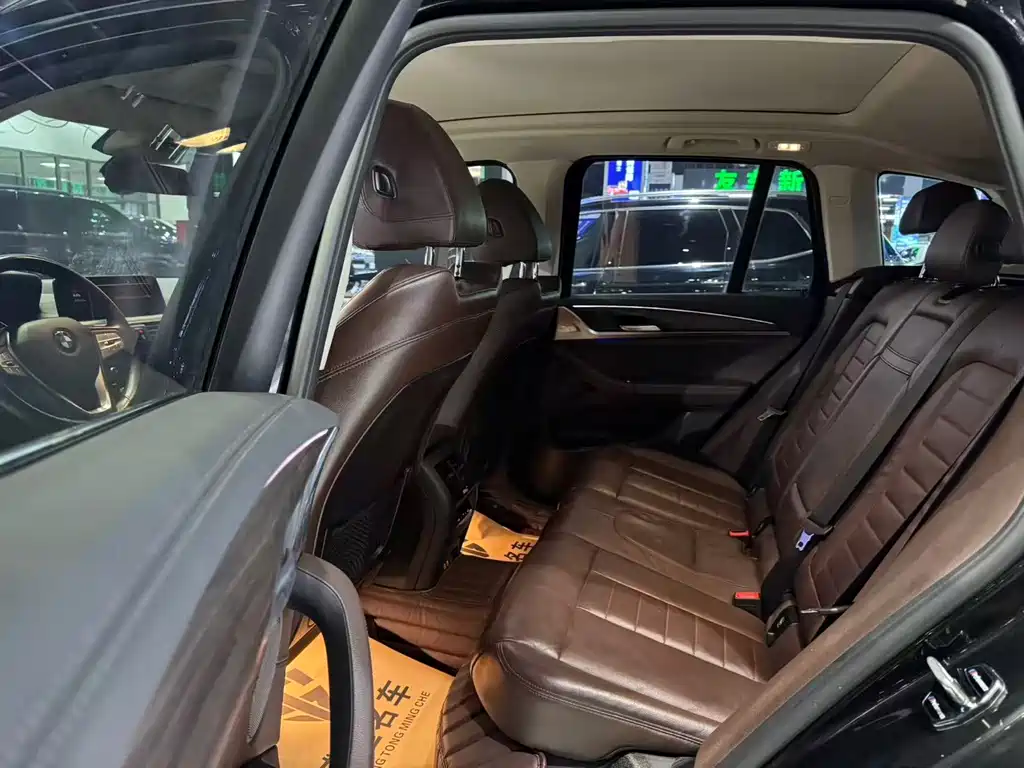 BMW X3 — миниатюра 7