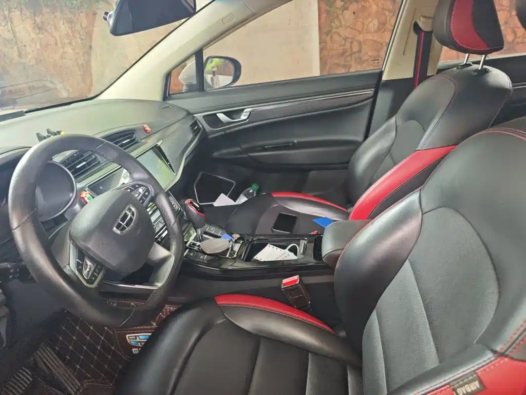 Geely Emgrand GS — миниатюра 11