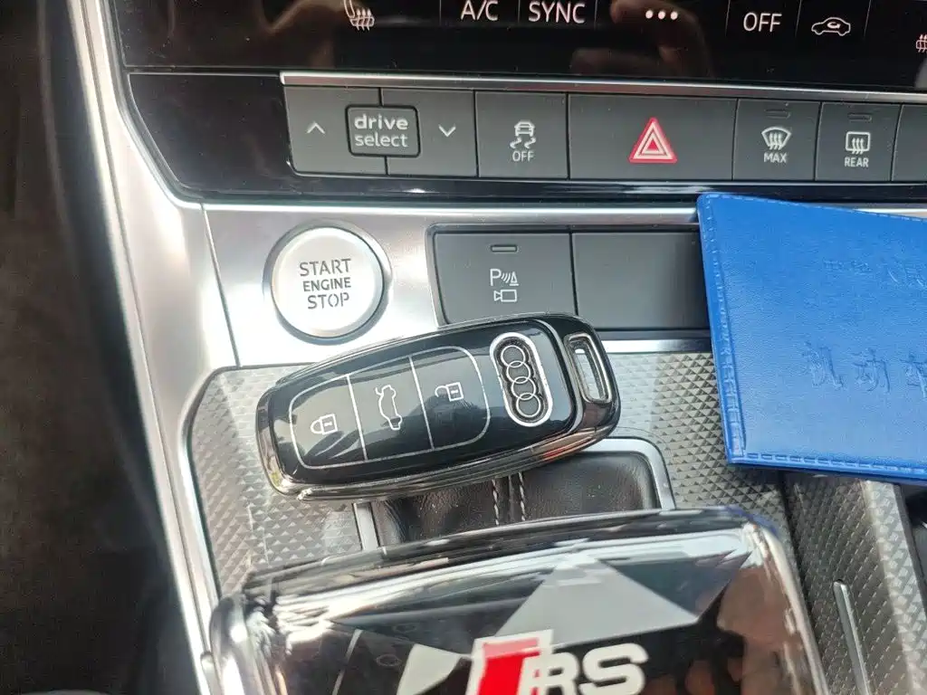 Audi A6L — миниатюра 12