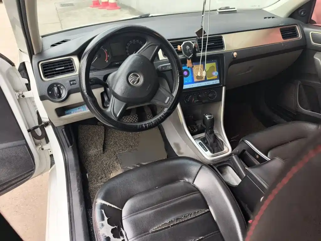 Skoda Rapid — миниатюра 3