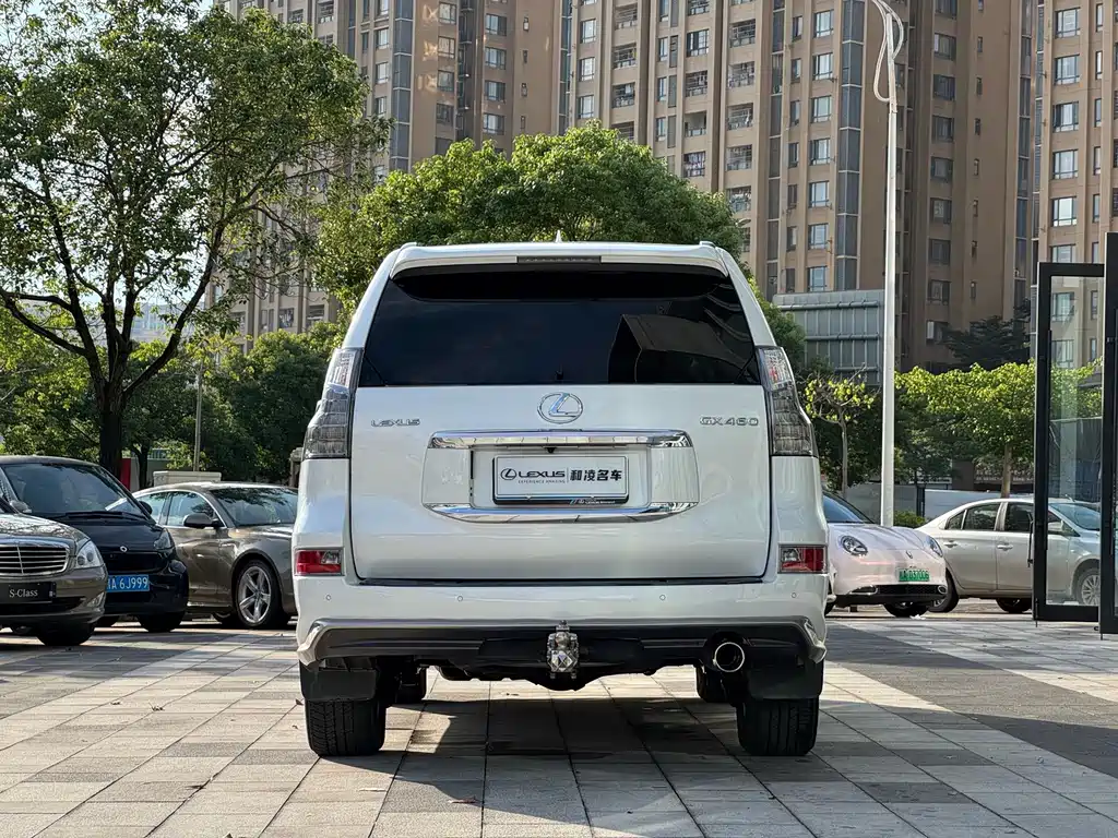 Lexus GX — миниатюра 5