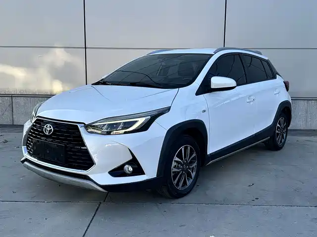 Toyota Yaris L