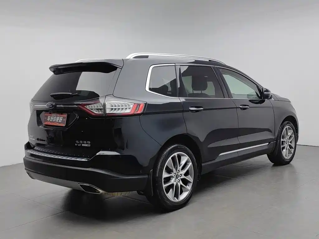 Ford Edge — миниатюра 2