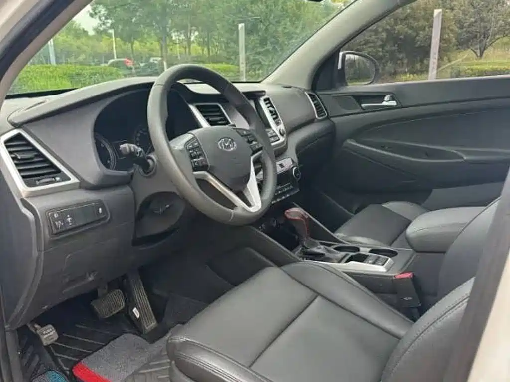 Hyundai Tucson — миниатюра 8