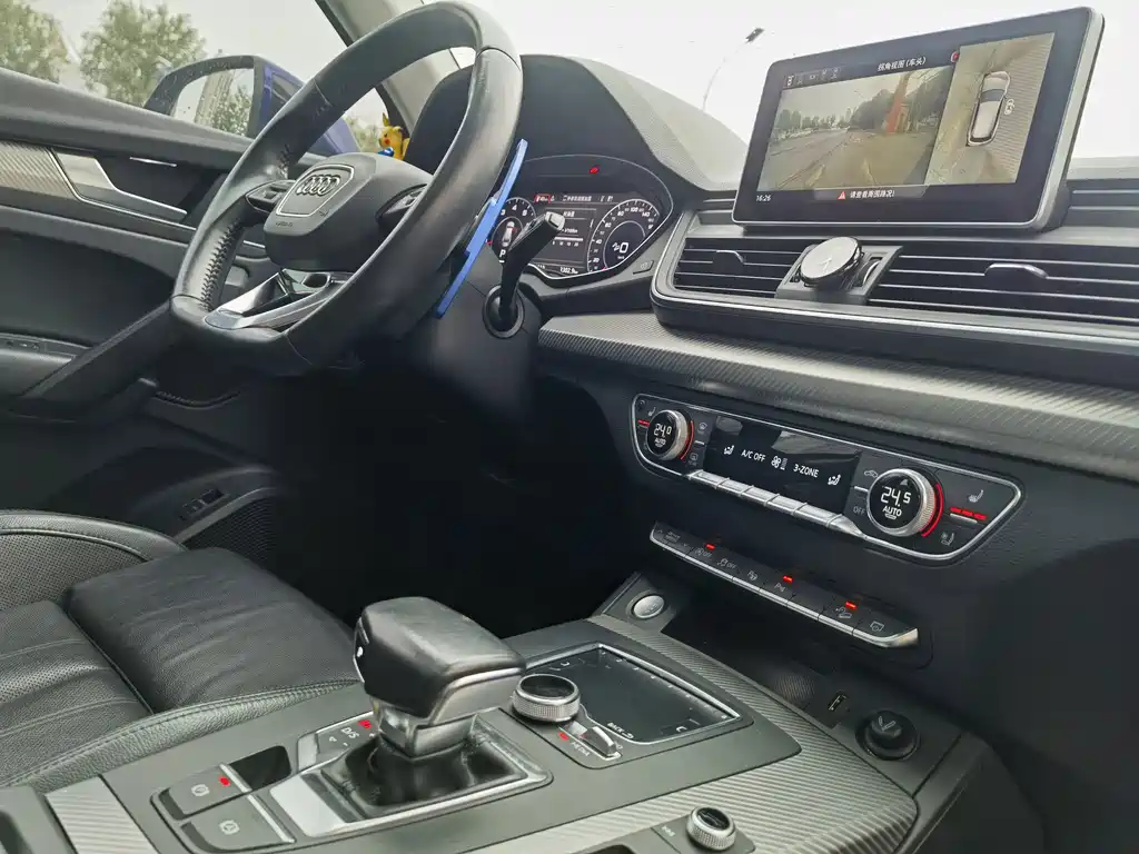 Audi Q5L — миниатюра 12