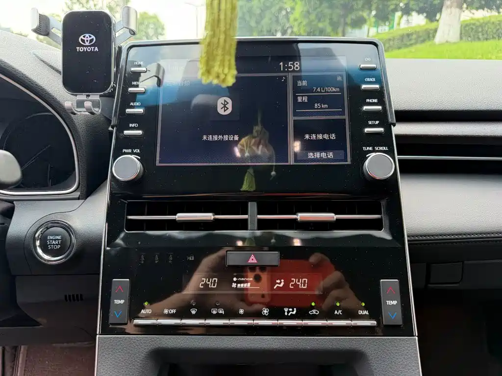 Toyota Avalon — миниатюра 10
