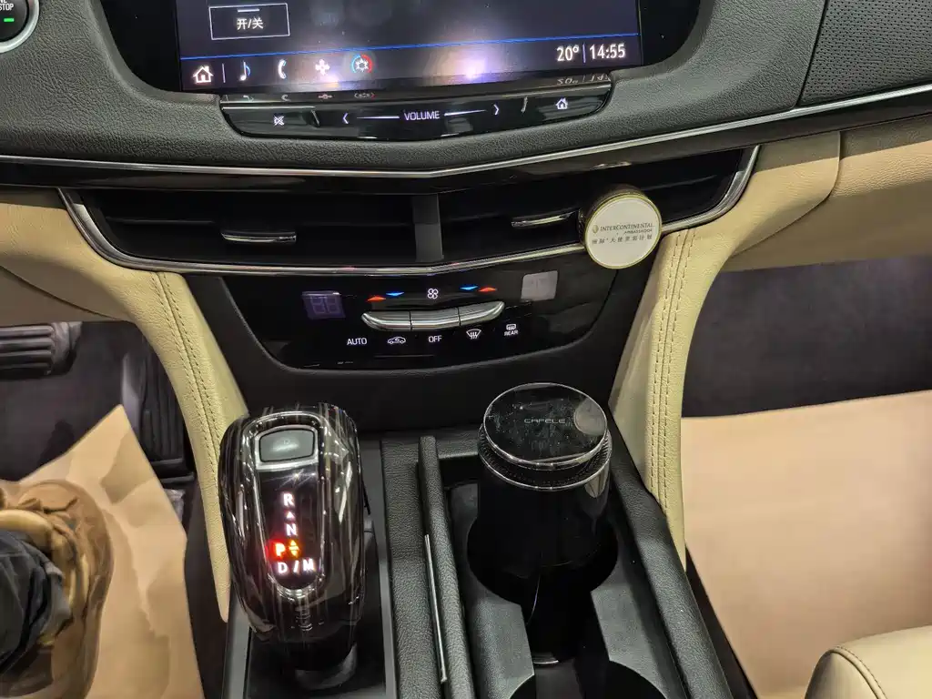 Cadillac CT6 — миниатюра 10