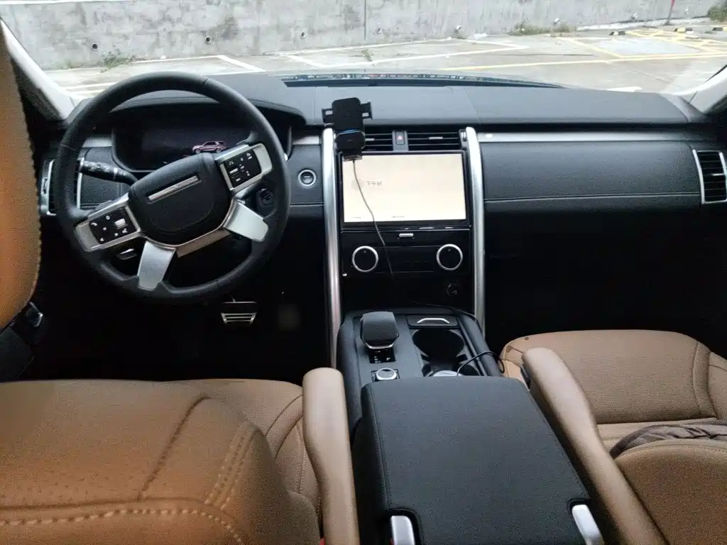 Land Rover Discovery — миниатюра 13