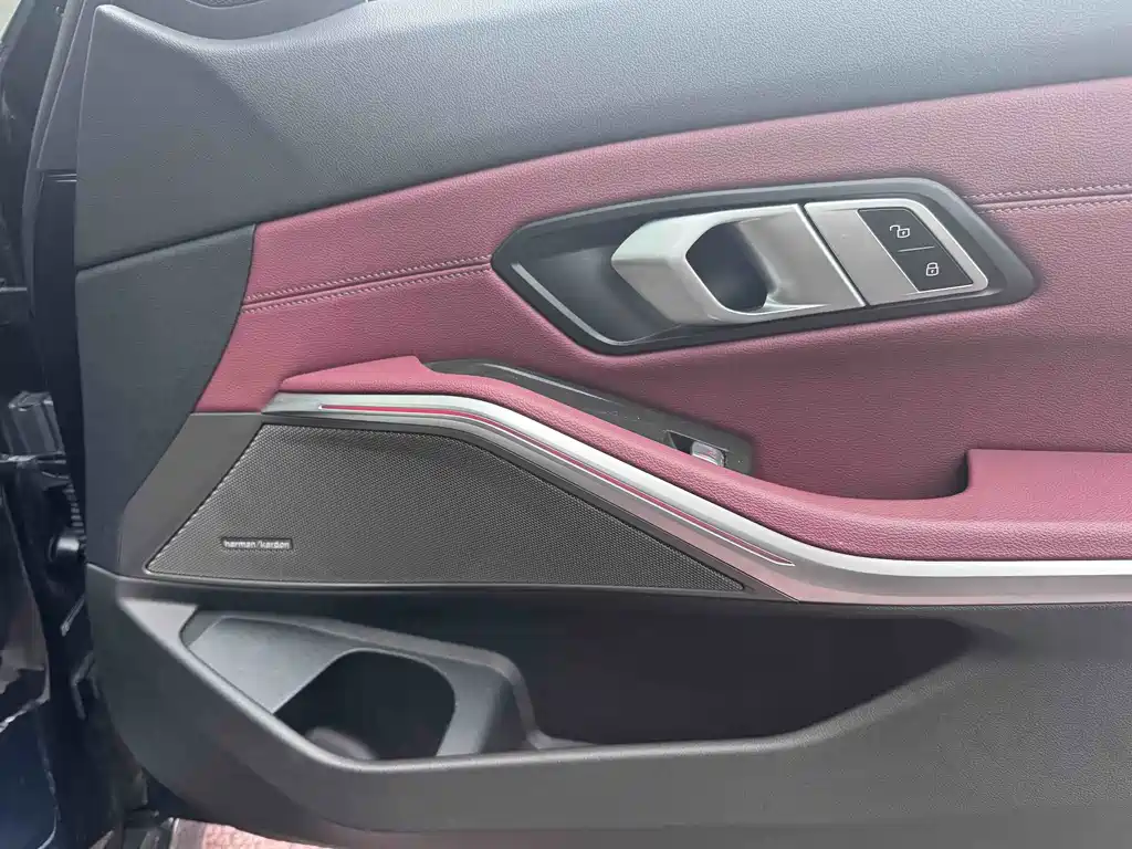 BMW 3 Series — миниатюра 7