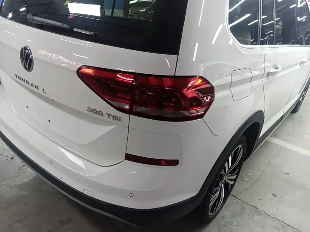 Volkswagen Touran — миниатюра 8