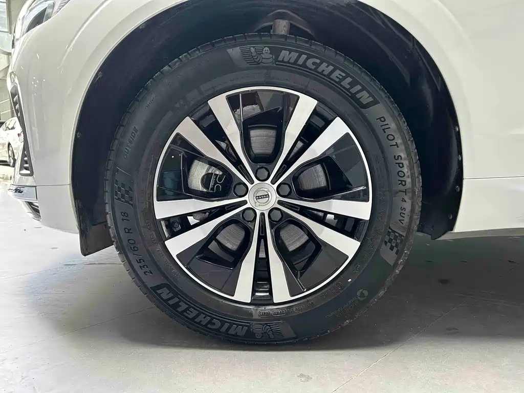 Volvo XC60 — миниатюра 3