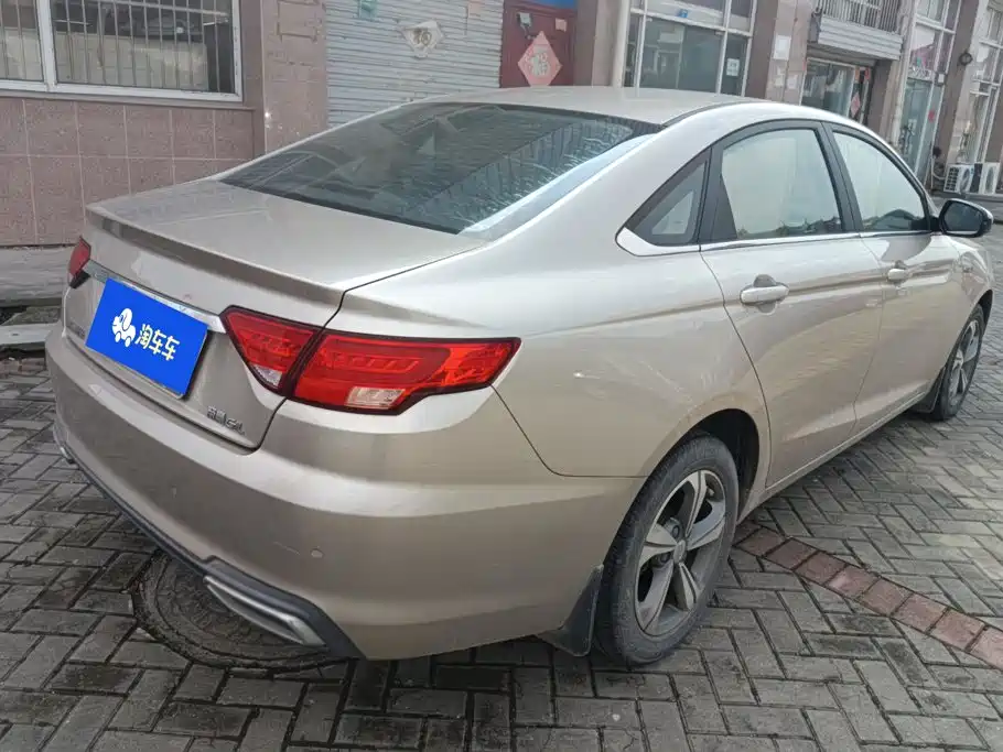 Geely Emgrand GL — миниатюра 3