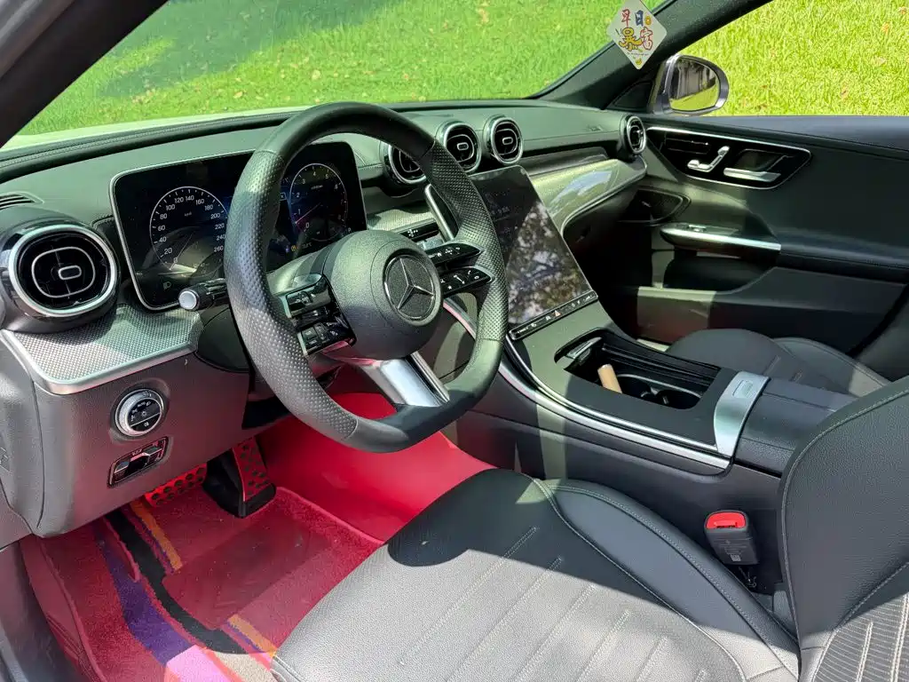 Mercedes-Benz C-Class — миниатюра 7