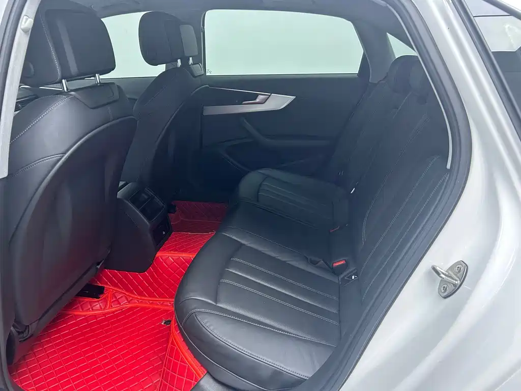 Audi A4L — миниатюра 8