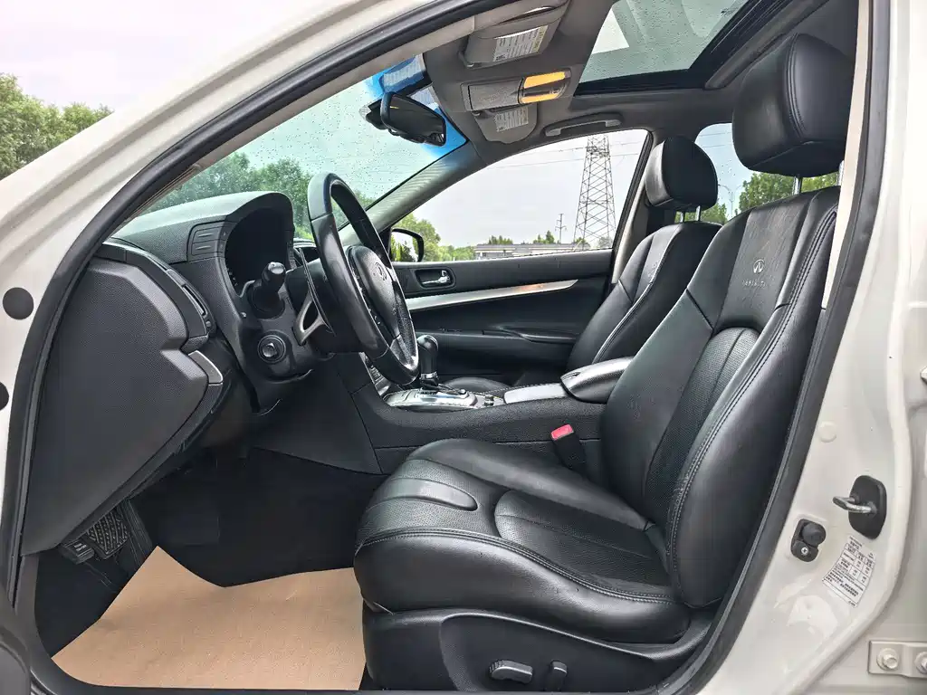 Infiniti G — миниатюра 10