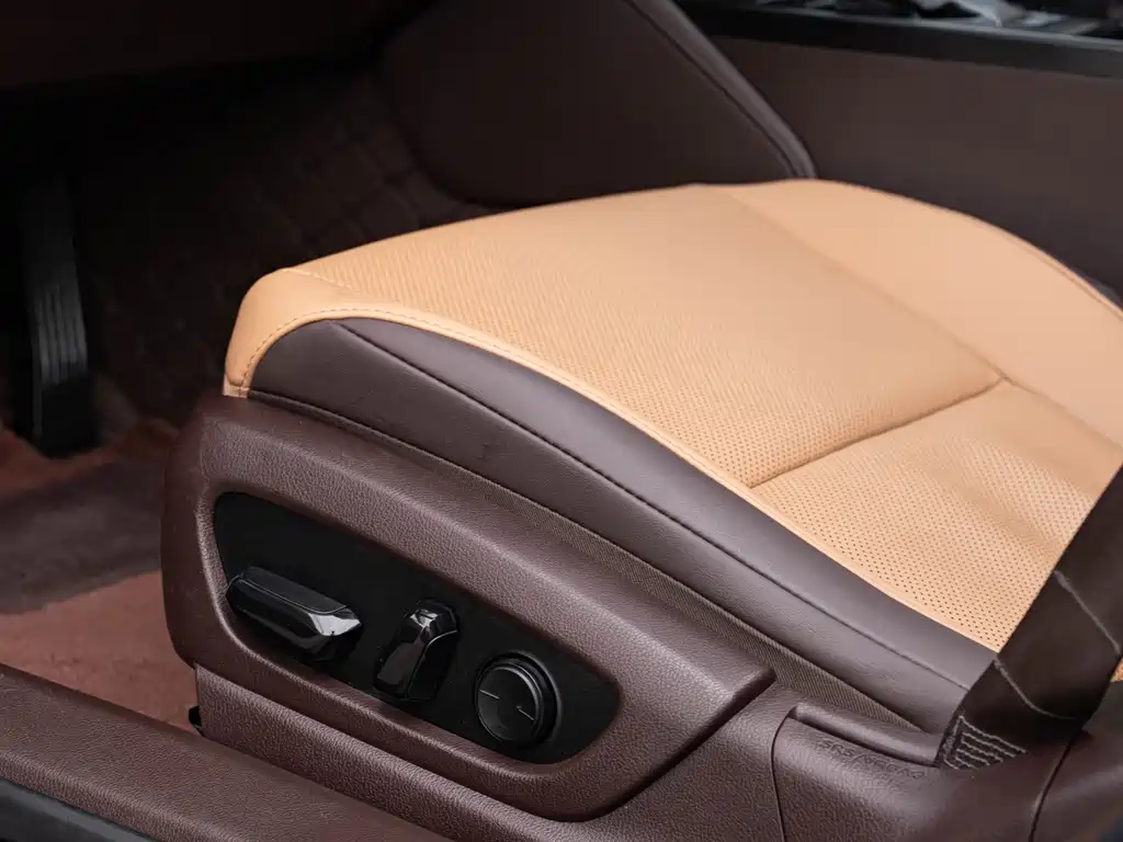 Lexus ES — миниатюра 20