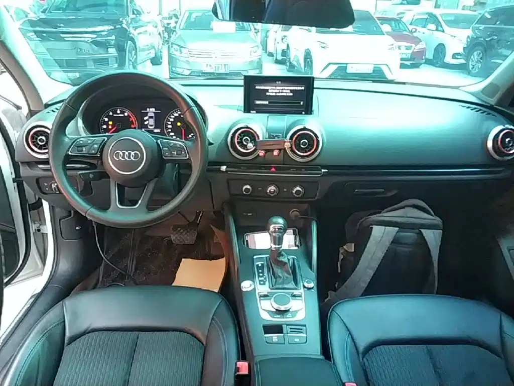 Audi A3 — миниатюра 10