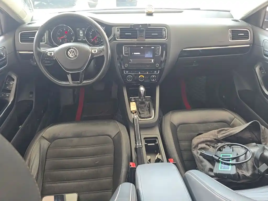 Volkswagen Sagitar — миниатюра 14