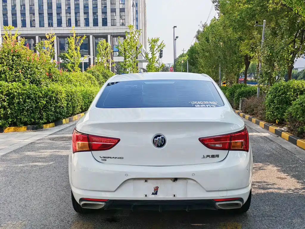 Buick Verano — миниатюра 5