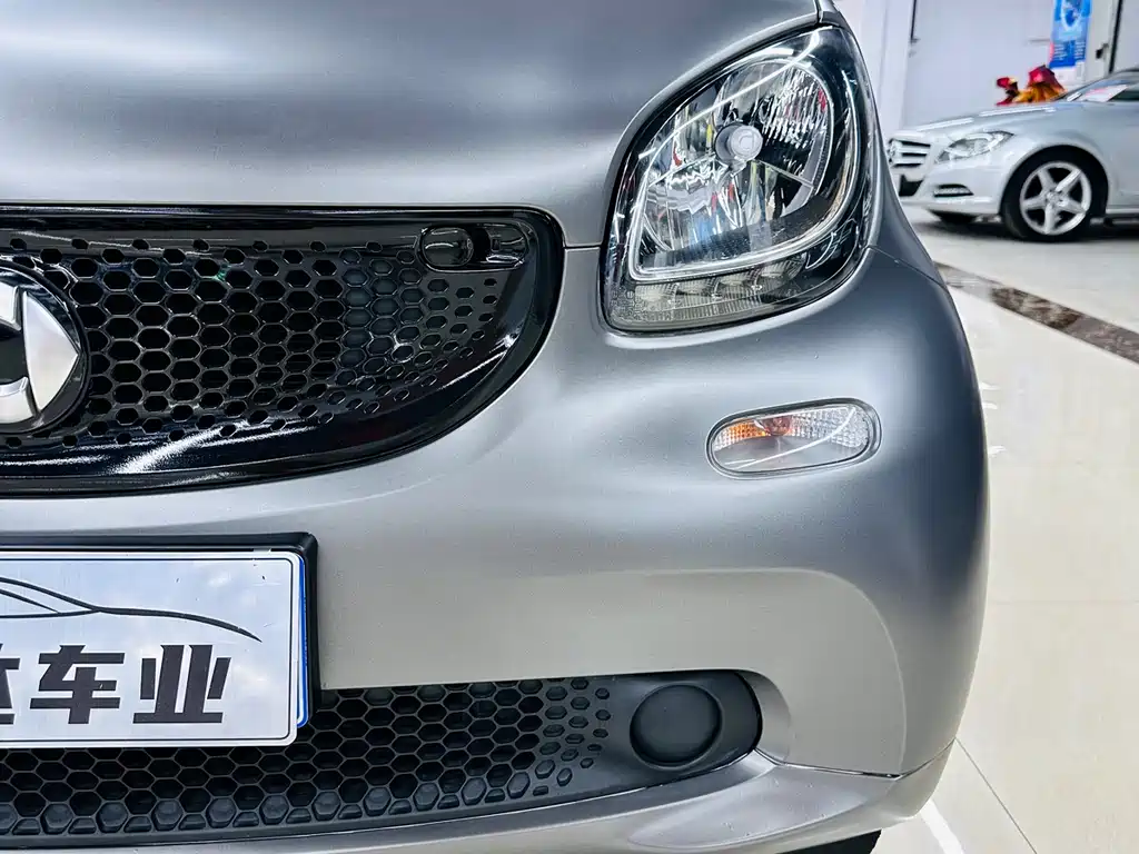 Smart fortwo 1.0L 52 kW Hardtop Passion Edition, фото 9