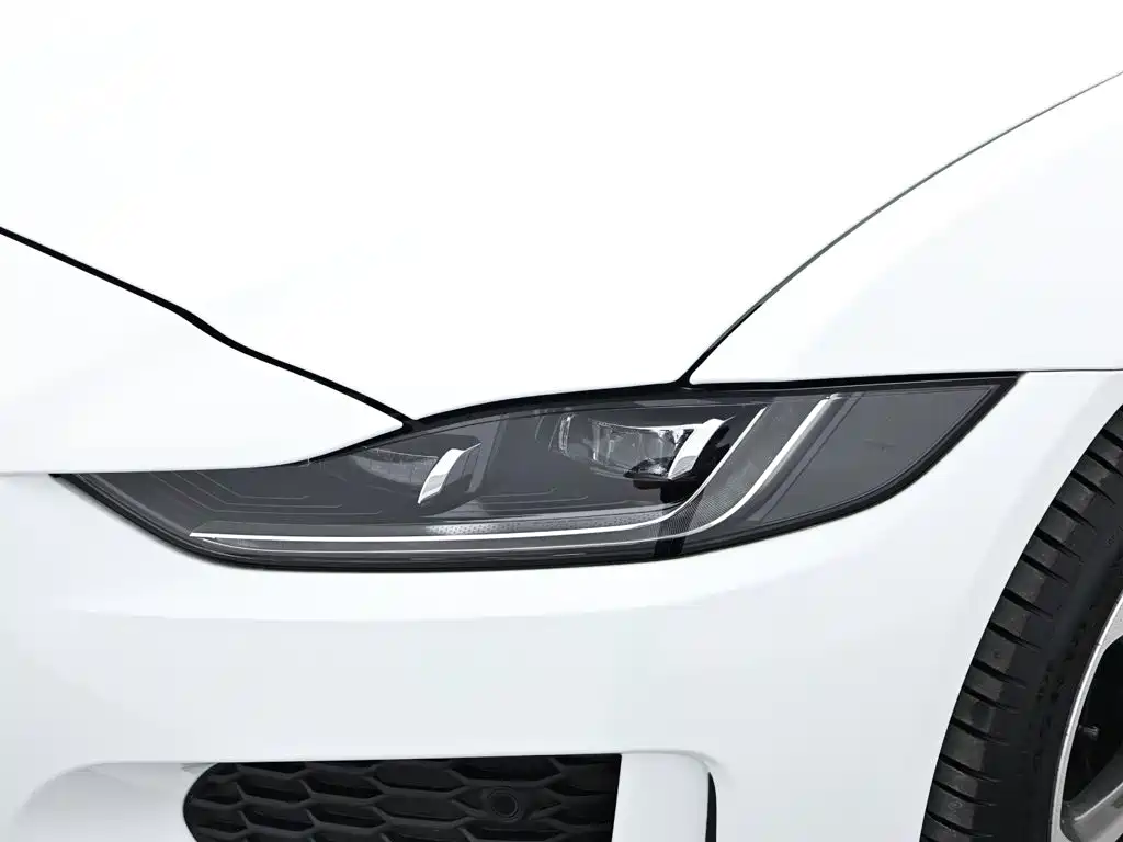 Jaguar XEL — миниатюра 18
