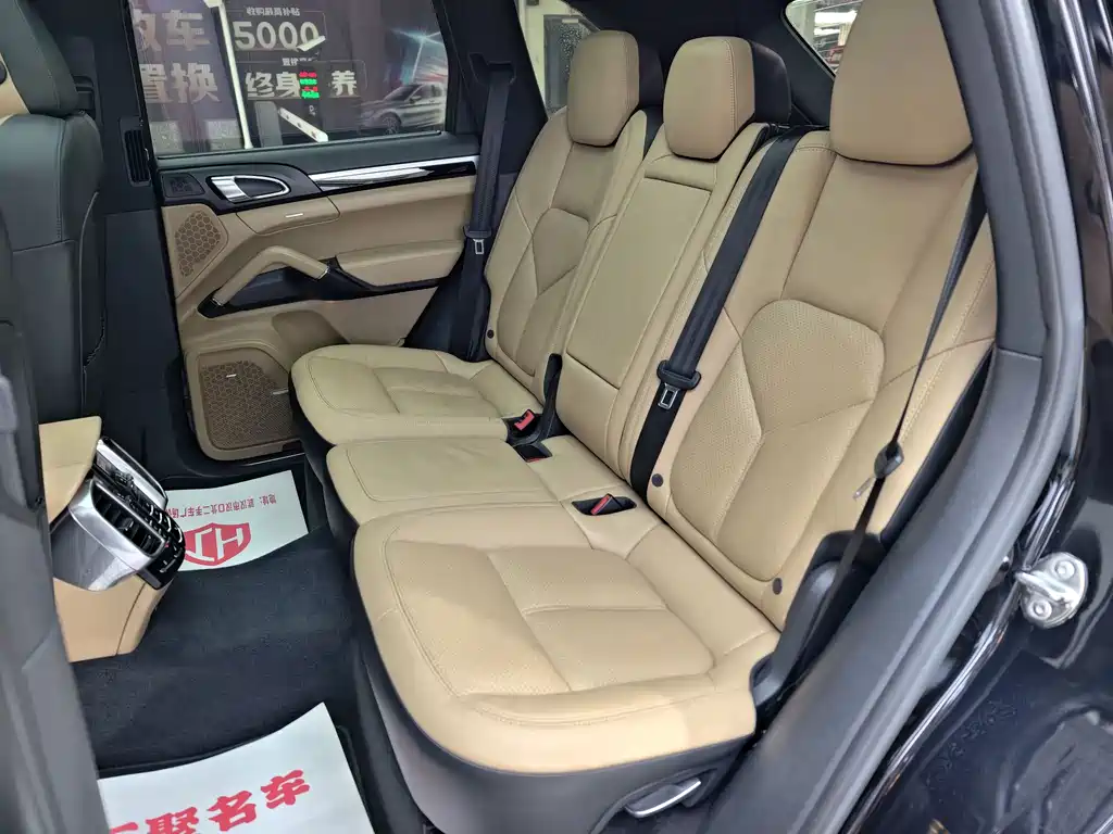 Porsche Cayenne — миниатюра 36