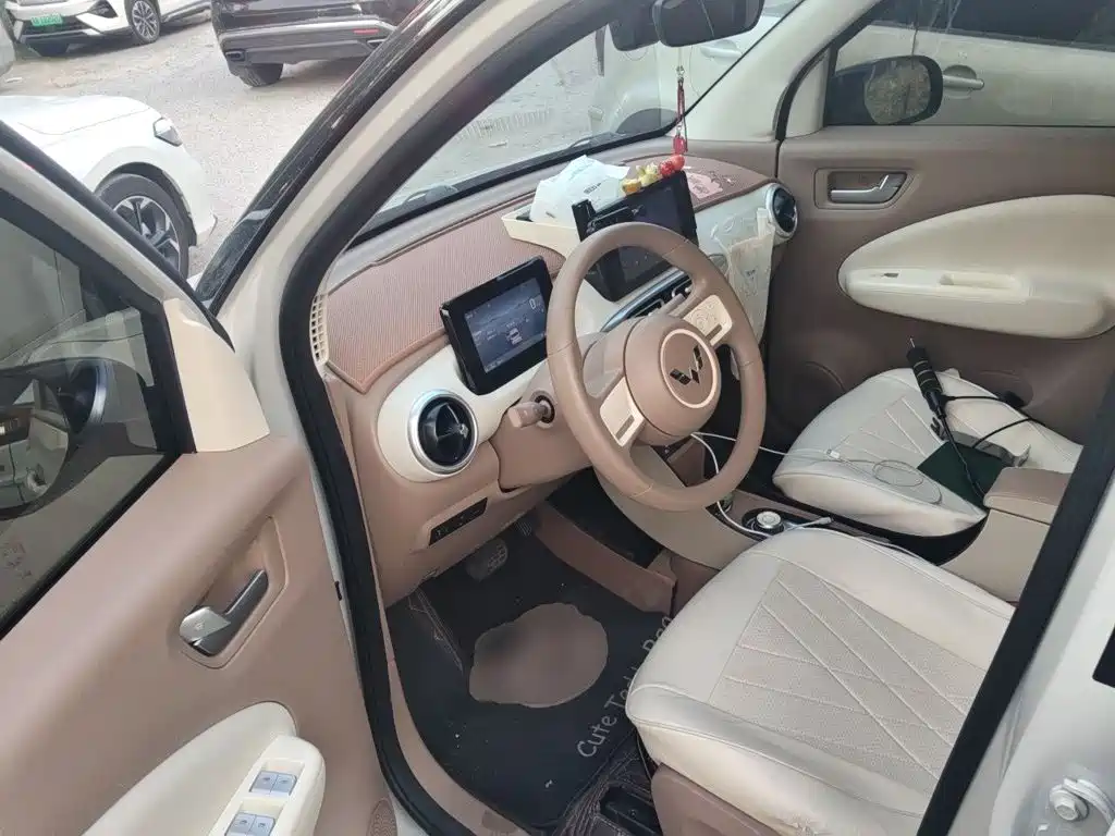 Wuling MINIEV — миниатюра 12