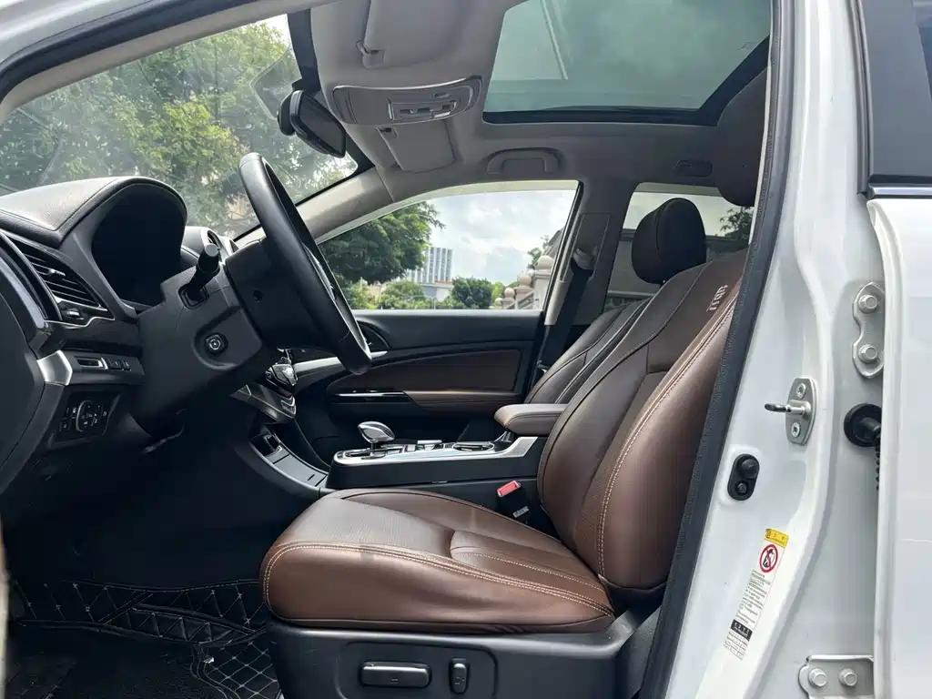 BYD Tang New Energy — миниатюра 8