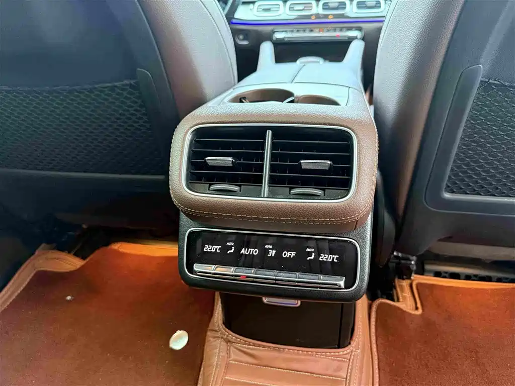 Mercedes-Benz GLE (Import) — миниатюра 12