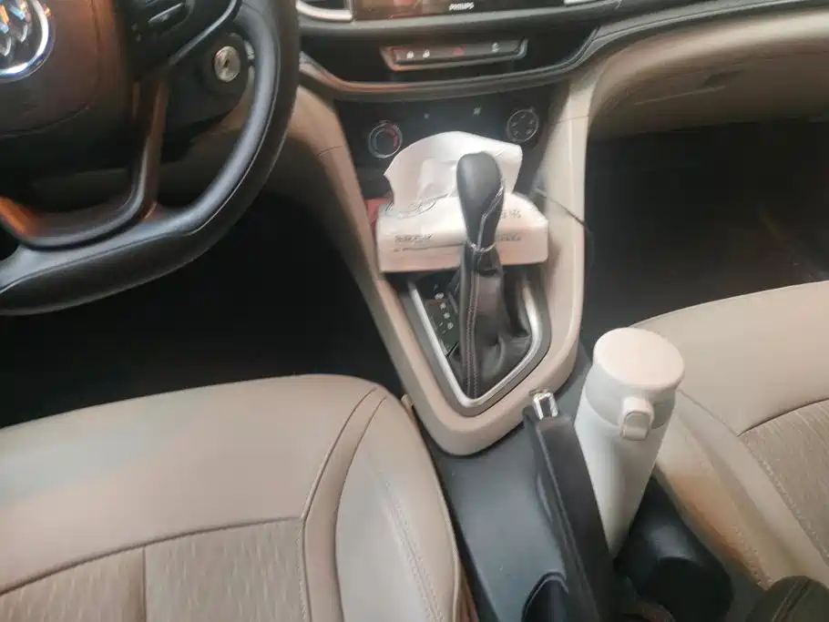 Buick Excelle — миниатюра 16