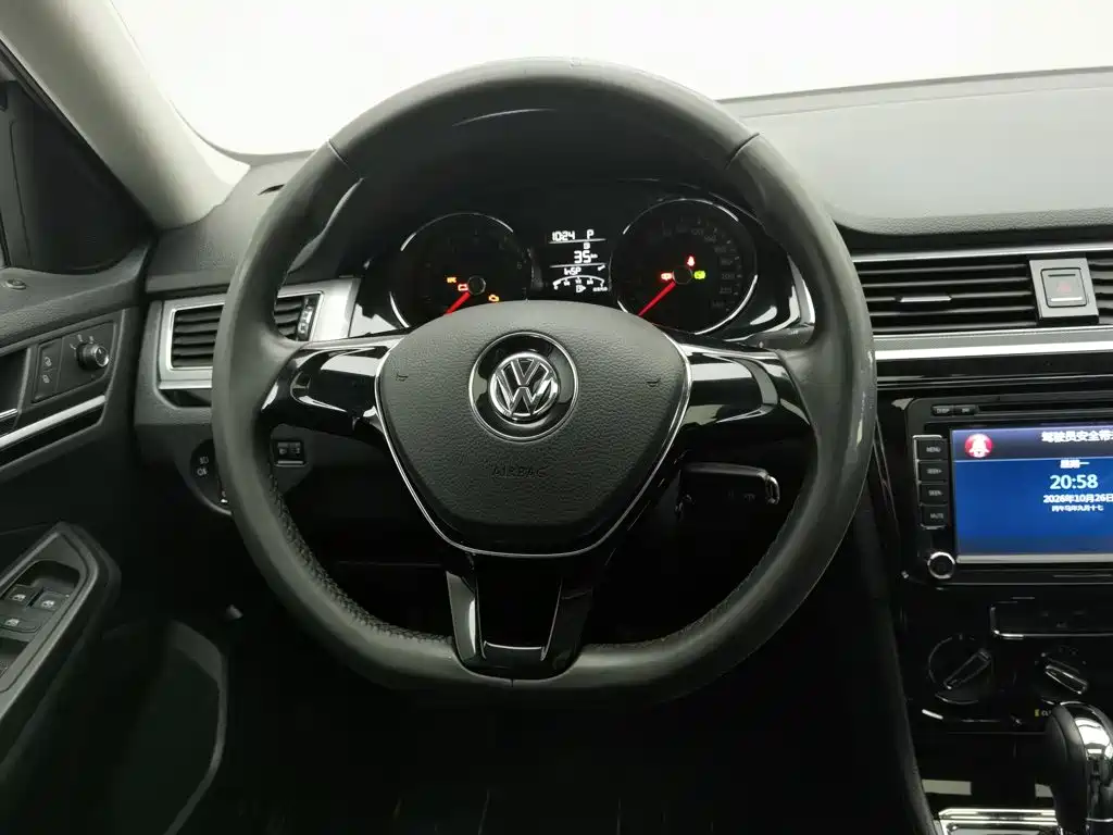 Volkswagen Bora — миниатюра 11