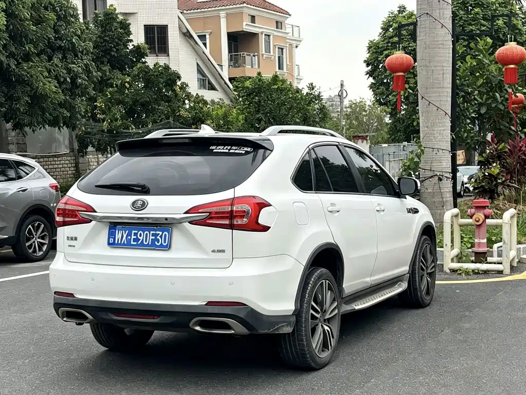 BYD Tang New Energy — миниатюра 6