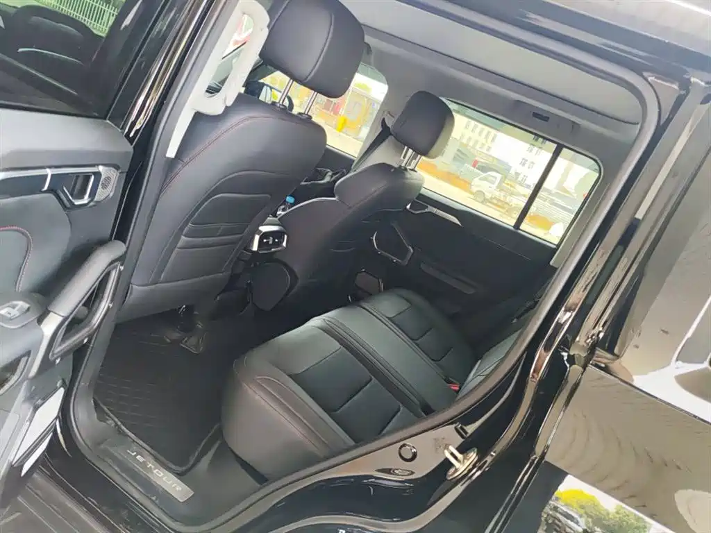 JETOUR Traveller 2023 2.0T PRO