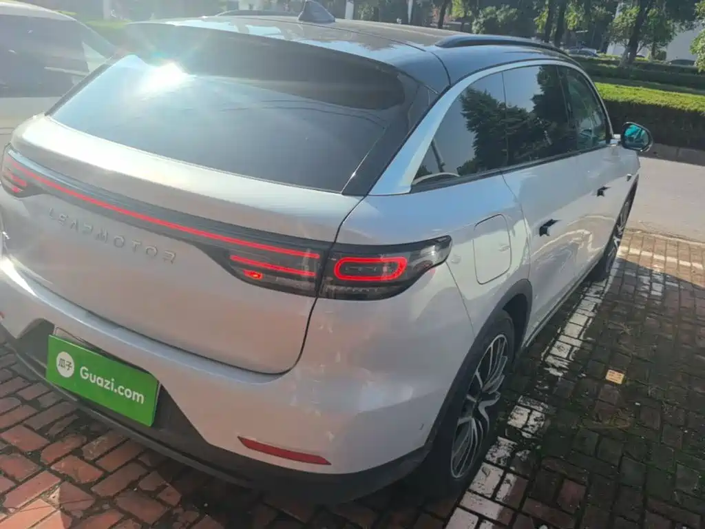 Leapmotor Leapmotor C11 — миниатюра 7