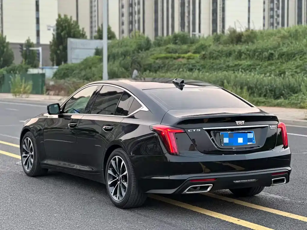 Cadillac CT5 — миниатюра 7