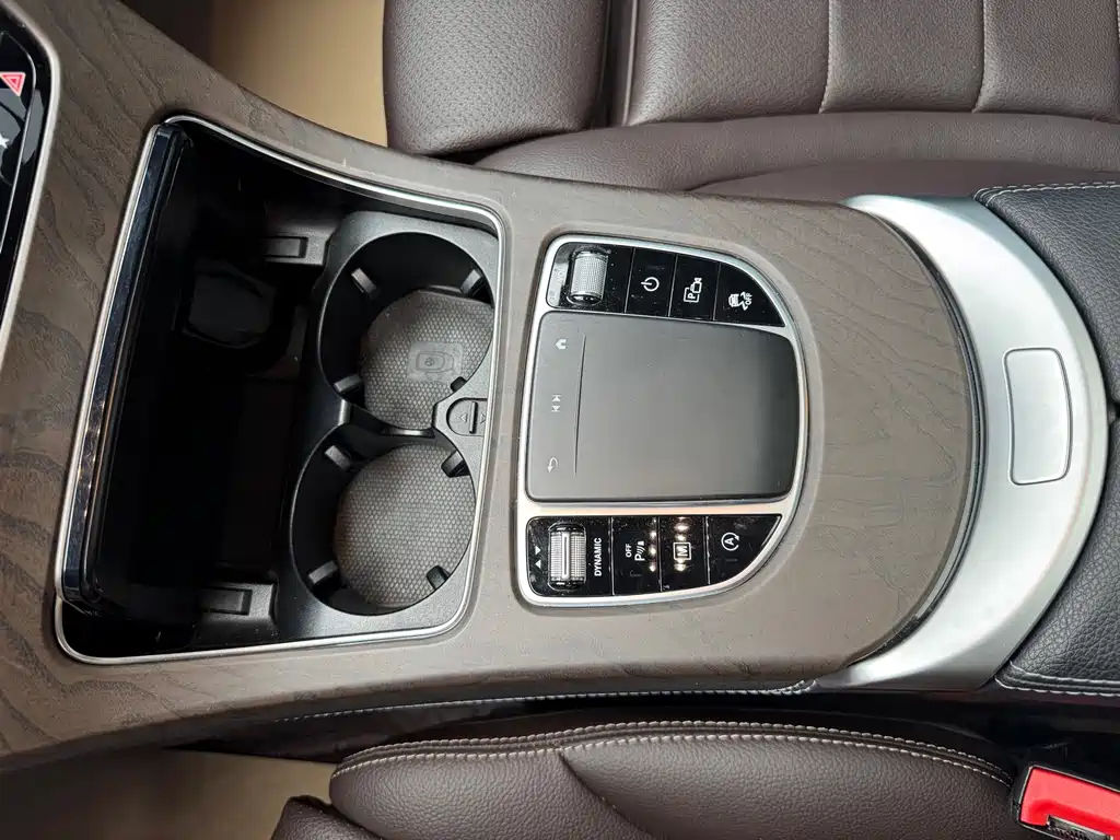Mercedes-Benz GLC — миниатюра 23