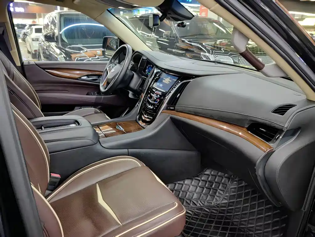 CADILLAC ESCALADE ESCALADE