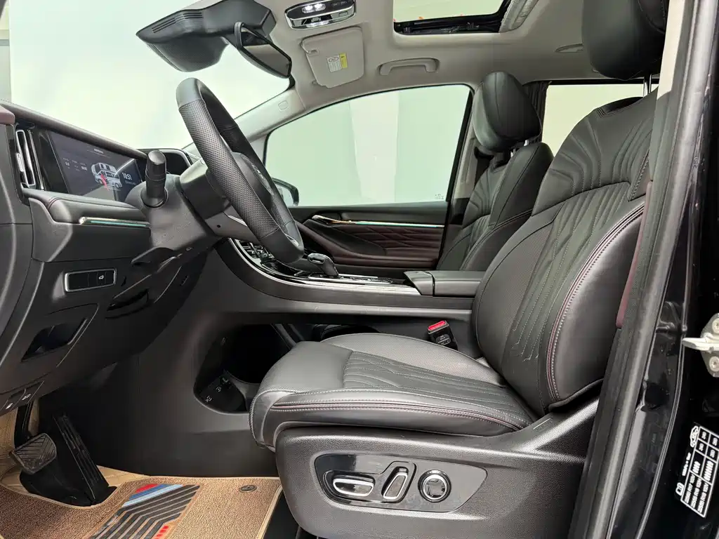 GAC Motor Trumpchi M8 — миниатюра 5