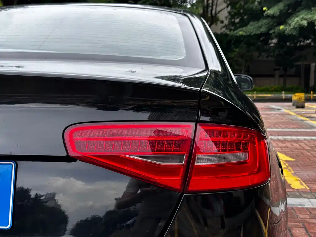 Audi A4L 2013 35 TFSI AT