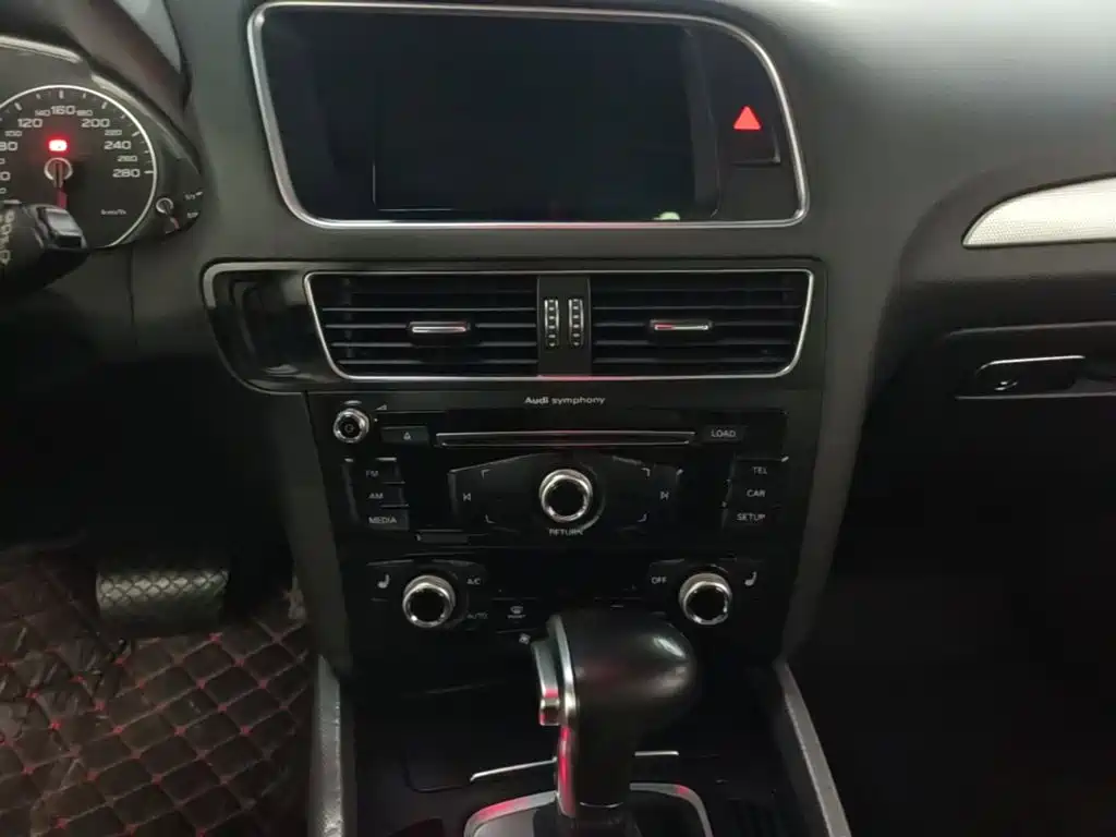 Audi Q5 — миниатюра 13
