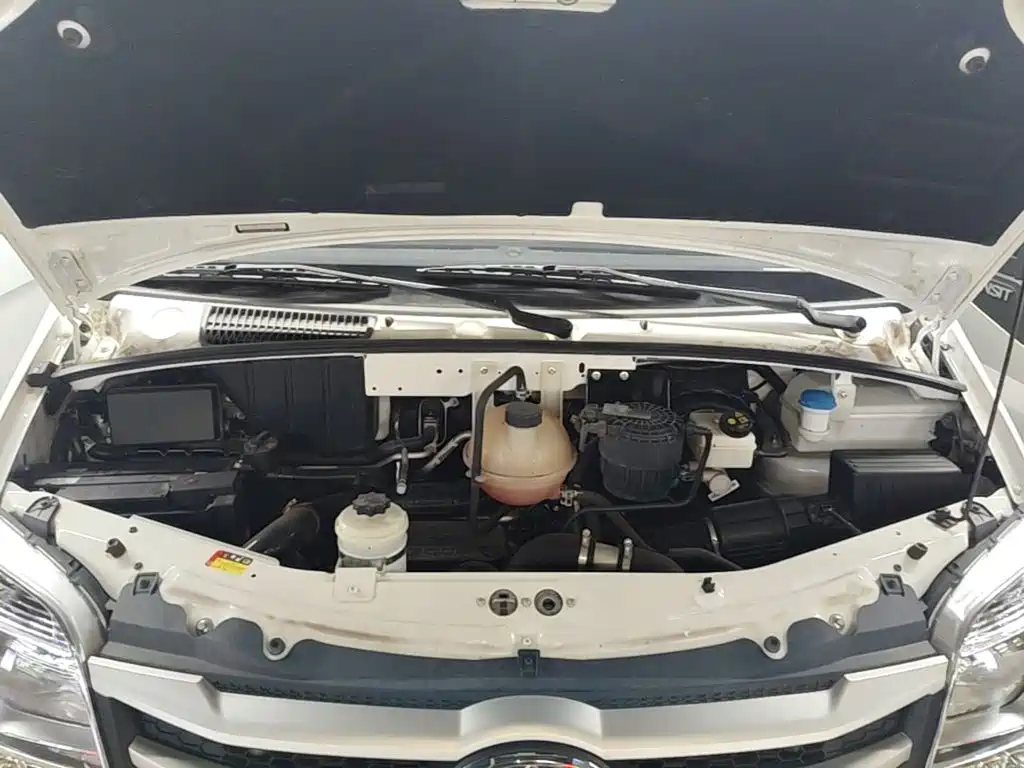 Maxus V80 — миниатюра 20